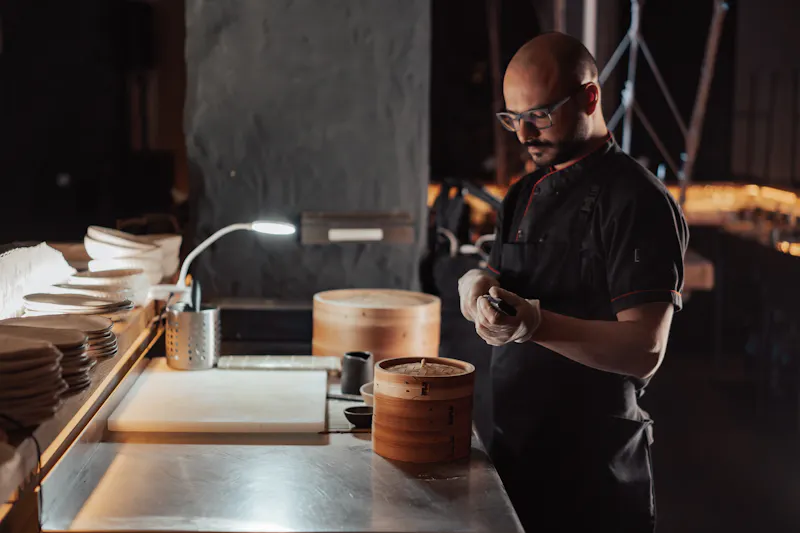 David Thompson, Head Server